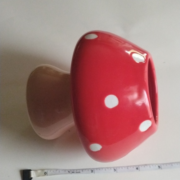 💐5/$25 Ceramic mushroom - Picture 3 of 3